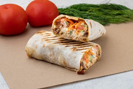 Шаверма в лаваше двойная