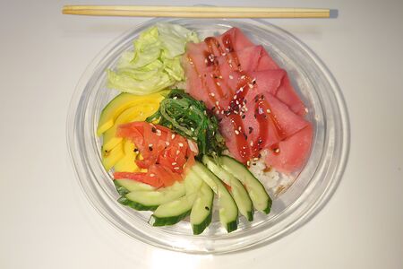 Поке с тунцом