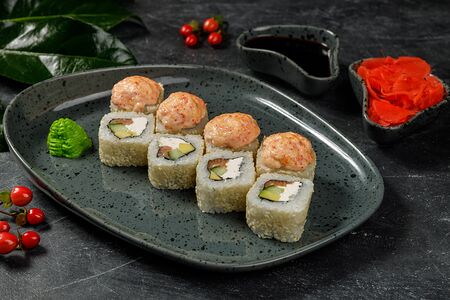 Запеченный с лососем