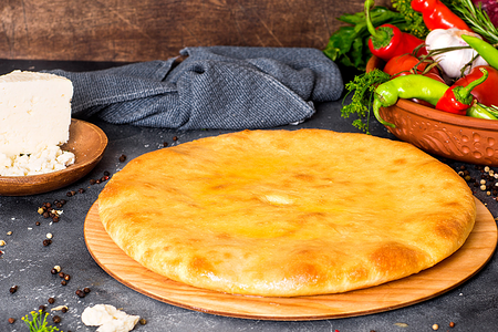 Осетинский пирог с сыром и зеленым луком Хъадындзджын