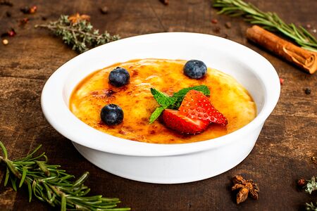 Десерт Крем-брюле