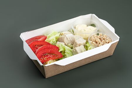 Салат Цезарь с индейкой