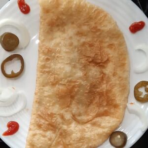 Чебурек c ветчиной и сыром