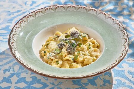 Паста орекьетте со сморчками