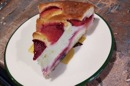 Сливовый пирог