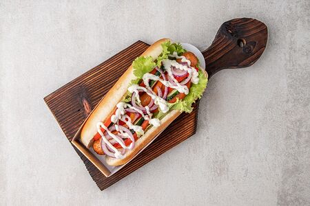 Хот-дог Свежий-овощной