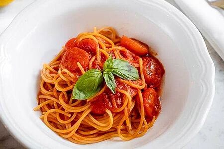 Спагетти Аль помодоро