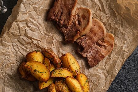 Стейк из говяжьего языка