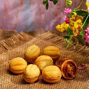 Орешки со сгущенкой и грецким орехом