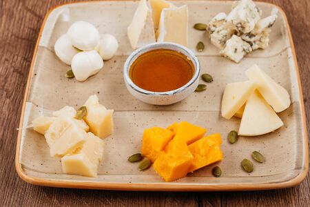 Сырная тарелка