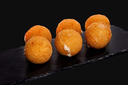 Сырные шарики