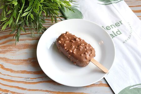 Чизкейк Сникерс