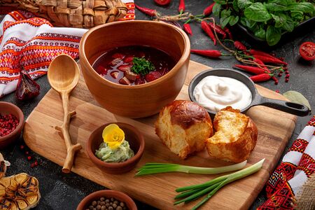 Борщ из говядины с фасолью