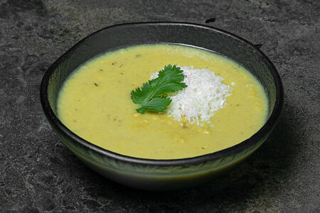 Чечевичный суп с кокосовым молоком