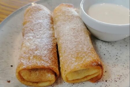 Блинчики с яблоками и корицей