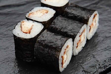 Ролл с угрем