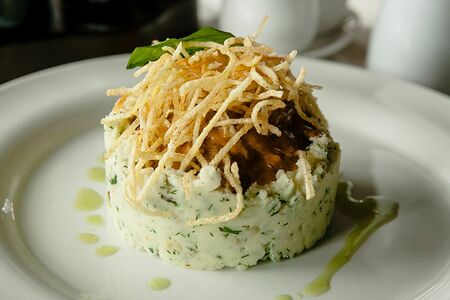 Бефстроганов с картофельным пюре