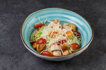 Цезарь с курицей