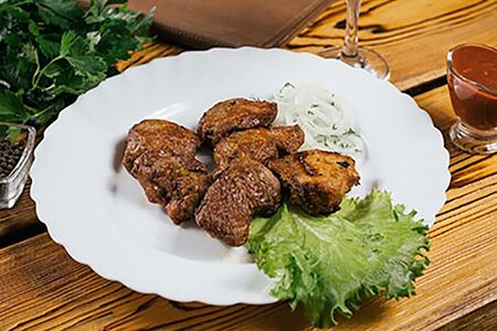 Шашлык из cвинoй шейки