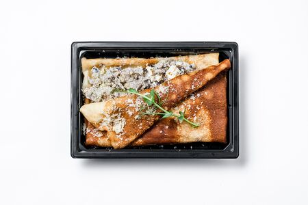 Блинчик с курицей и грибами