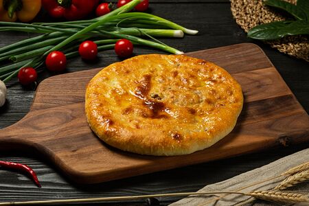 Осетинский пирог с капустой и грецким орехом