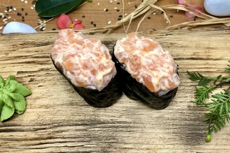 Спайси суши