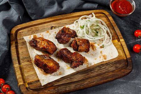 Шашлык из мраморной cвинoй шейки