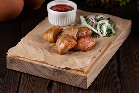 Шашлык из бараньих яиц