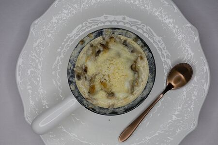 Жюльен с грибами и куриным филе