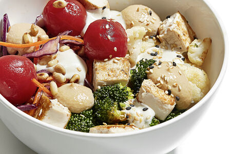 Боул с копченым тофу