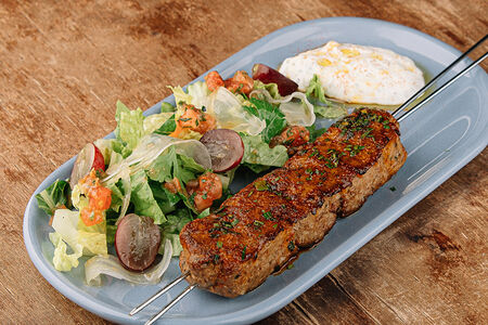 Фирменный кебаб Pame