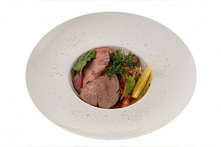 Салат с ростбифом и овощами мисо