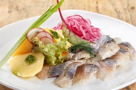 Сельдь с картофелем