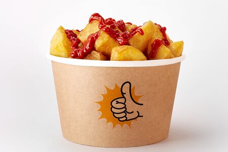 Картофель пататас под соусом сальса