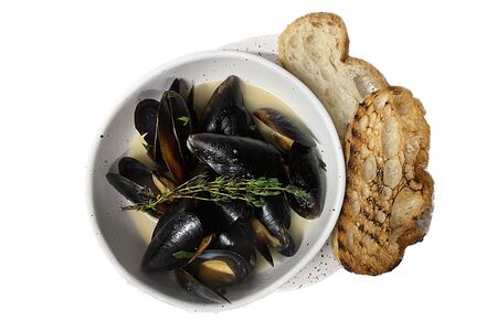 Мидии с белым вином