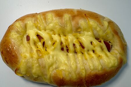 Колбаска охотничья в тесте