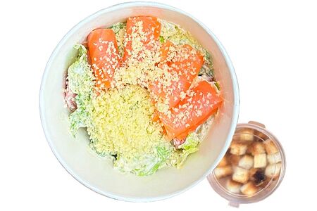 Салат фирменный с лососем