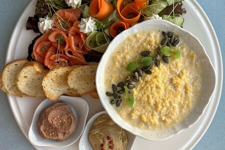 Особые истории том 1