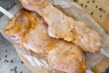 Куриное бедро маринованное