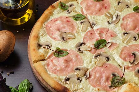 Пицца Ветчина-Грибы