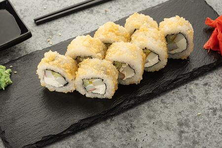 Хрустящий с копчёным кальмаром