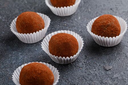 Трюфель с манго и маракуйей