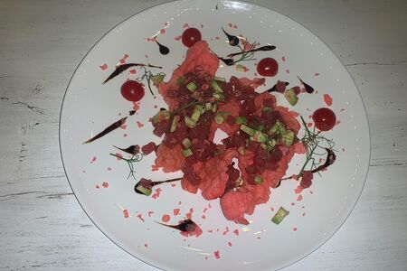 Тартар с тунцом