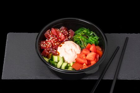 Поке с тунцом