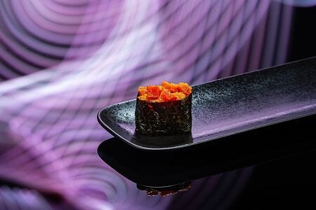 Спайси суши с тунцом