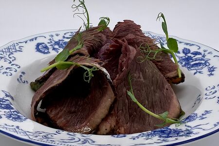 Пастрами на картофеле бэби