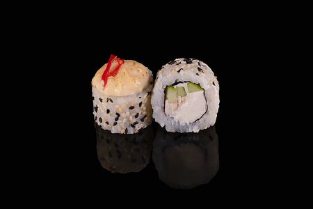 Ролл с курицей запеченный