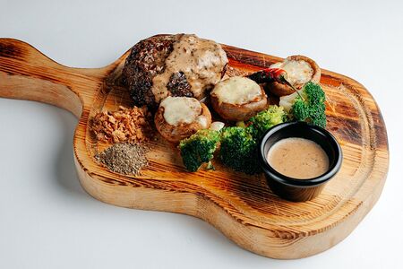 Пеппер Стейк