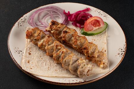 Люля-кебаб из курицы с сыром сулугуни