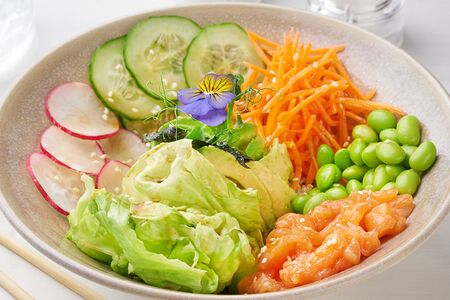 Поке с лососем